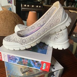 Skechers Air-Cooled Memory foam shoes